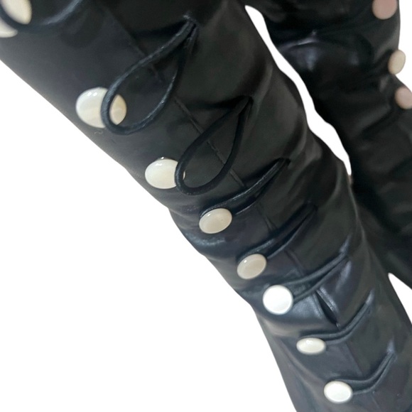 Authentic Gucci Tapestry Button knothole boots. No box !! - Picture 3 of 4